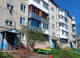 Продается двухкомнатная квартира, 43.3 м2, Кемерово, улица Ворошилова, 16, Ленинский район