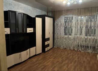 Сдается в аренду однокомнатная квартира, 40 м2, Челябинская область, улица Салавата Юлаева, 29А