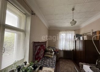 Продается 2-комнатная квартира, 48.4 м2, Челябинская область, улица Мира, 38