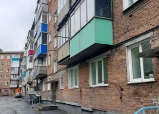 Продается двухкомнатная квартира, 45.8 м2, Кемеровская область, улица Советов, 25