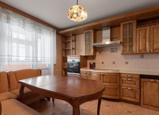 Продается четырехкомнатная квартира, 107 м2, Москва, Саратовская улица, 22, Рязанский район