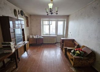 Продается 3-комнатная квартира, 59.2 м2, Свердловская область, Гвардейская улица, 61
