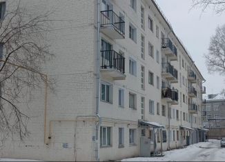 Продам комнату, 17.4 м2, Киров, Октябрьский проспект, 20