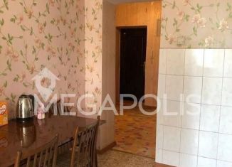 Продается 2-ком. квартира, 55.3 м2, Чита, Суглинная улица, 2А