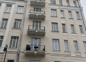 Продам пятикомнатную квартиру, 245.4 м2, Москва, Пожарский переулок, 8, метро Боровицкая