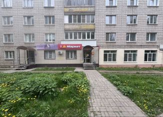 Продам торговую площадь, 32 м2, Марий Эл, улица Строителей, 44