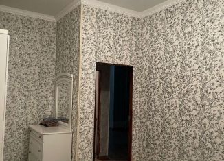 Продается 4-комнатная квартира, 110 м2, Грозный, бульвар Султана Дудаева, 24, 7-й микрорайон