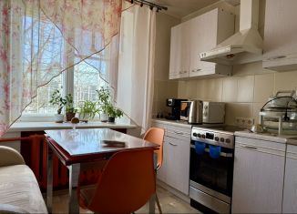 Продаю 2-комнатную квартиру, 40.7 м2, Северодвинск, Морской проспект, 41А