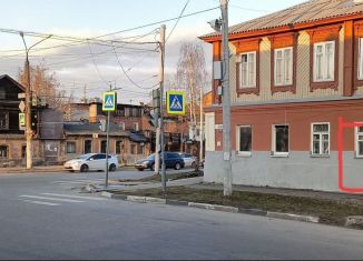 Продажа 2-комнатной квартиры, 30 м2, Нижний Новгород, улица Алёши Пешкова, 28, метро Московская