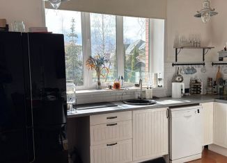 Продаю коттедж, 88 м2, посёлок Александровская, 1-я линия, 13/2