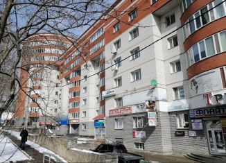 Продам двухкомнатную квартиру, 57.8 м2, Сыктывкар, улица Бабушкина, 31, Центральный район