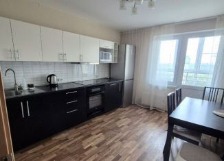 Аренда 2-ком. квартиры, 66 м2, Нижний Новгород, Первоцветная улица, 6к1, метро Горьковская