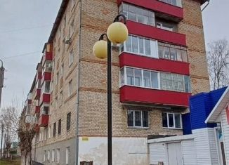 Продажа двухкомнатной квартиры, 41.2 м2, Кумертау, улица Калинина, 2