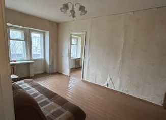 Продается 3-комнатная квартира, 55.7 м2, Тихвин, 1-й микрорайон, 9
