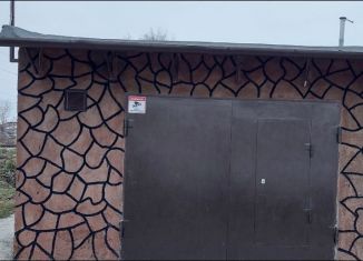 Продаю гараж, 30 м2, Донской