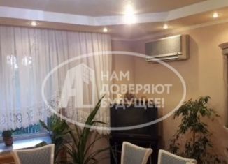 Продаю 4-ком. квартиру, 178 м2, Чайковский, улица Горького, 10/1