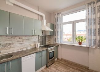 Продажа 2-комнатной квартиры, 60.2 м2, Сочи, улица Горького, 36, микрорайон Центральный