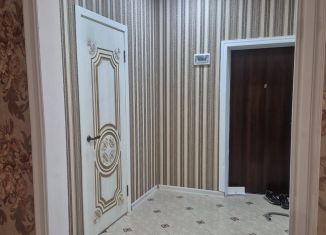 Сдаю 3-комнатную квартиру, 110 м2, Махачкала, 5-й Монтажный тупик, 3