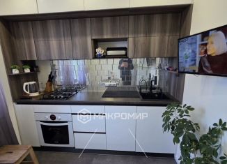 Продается трехкомнатная квартира, 71 м2, Ленинградская область, улица Обороны, 3к1