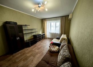 Сдается в аренду 1-ком. квартира, 34 м2, Киржач, улица Мичурина, 33/1