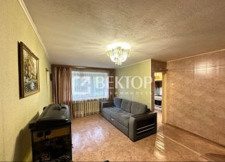 Продается трехкомнатная квартира, 55 м2, Кохма, улица Дзержинского, 1