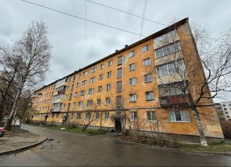 Продаю 3-ком. квартиру, 58.8 м2, Карелия, улица Калинина, 29