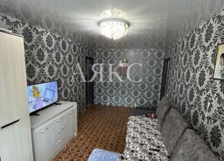 Продаю 2-ком. квартиру, 42 м2, Ишимбай, улица Гагарина, 80
