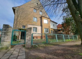 Продажа трехкомнатной квартиры, 57.8 м2, Калининград, улица Сержанта Мишина, 38А