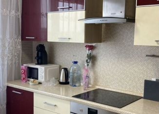 Сдача в аренду 2-комнатной квартиры, 55 м2, Москва, аллея Витте, 2, ЮЗАО