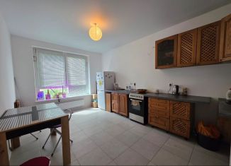 Сдам двухкомнатную квартиру, 65 м2, Котельники, Сосновая улица, 5к1