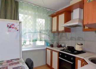 Сдается в аренду 1-ком. квартира, 32 м2, Челябинск, улица Молодогвардейцев, 26, Курчатовский район