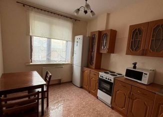 Сдается в аренду 2-комнатная квартира, 56 м2, Чехов, улица Чехова, 79к1, ЖК Чайка