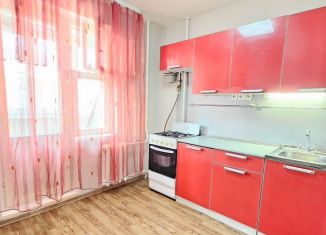 Сдается в аренду однокомнатная квартира, 33 м2, Псковская область, Инженерная улица