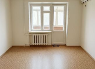 Продаю двухкомнатную квартиру, 49 м2, Бузулук, улица Шевченко, 78