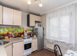 Продаю 2-ком. квартиру, 49.6 м2, Тюмень, улица Пермякова, 60, Восточный округ