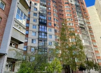 Продается 3-ком. квартира, 95.5 м2, Санкт-Петербург, метро Комендантский проспект, Стародеревенская улица, 33/10