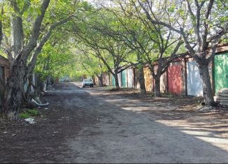 Сдаю в аренду гараж, 19 м2, Таганрог, территория ПГК Титан, 1