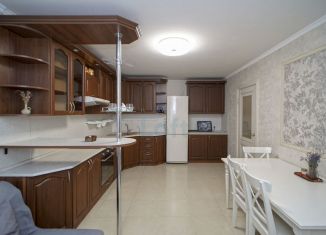 Продам 3-комнатную квартиру, 79 м2, Краснодар, улица имени 40-летия Победы, 33/5, микрорайон ЗИП
