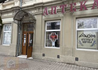 Продам торговую площадь, 321.6 м2, Крым, улица Караева, 4