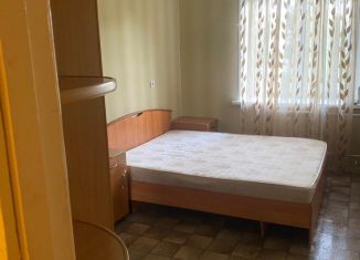 Сдам в аренду двухкомнатную квартиру, 50 м2, Челябинск, улица Энгельса, 46