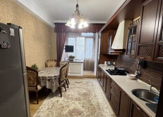 Продажа 4-комнатной квартиры, 158 м2, Махачкала, проспект Петра I, 107Ек2