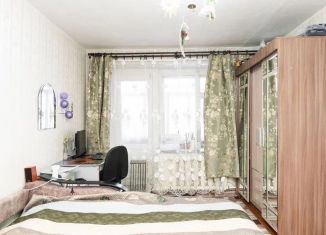 Продается 3-комнатная квартира, 65.8 м2, Челябинская область, улица Чекасина, 4