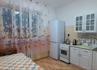 Аренда однокомнатной квартиры, 45 м2, Альметьевск, улица Шевченко, 154
