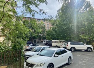 3-комнатная квартира на продажу, 74 м2, Махачкала, Ленинский район, улица Лаптиева, 72Б