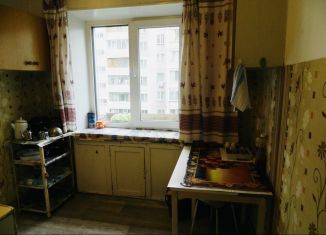 Продам 2-комнатную квартиру, 44 м2, Челябинск, улица Доватора, 42А