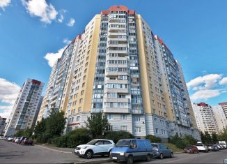 Трехкомнатная квартира на продажу, 87 м2, Санкт-Петербург, Индустриальный проспект, 23, метро Улица Дыбенко