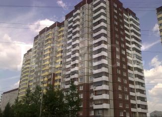 Продам 2-комнатную квартиру, 60 м2, Екатеринбург, улица 40-летия Комсомола, 32А