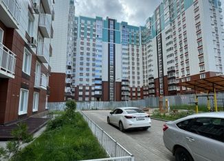 Продажа трехкомнатной квартиры, 82.2 м2, Смоленск