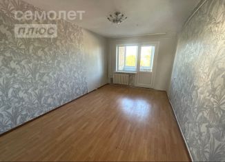2-комнатная квартира на продажу, 48 м2, Алапаевск, улица Калинина, 7к1