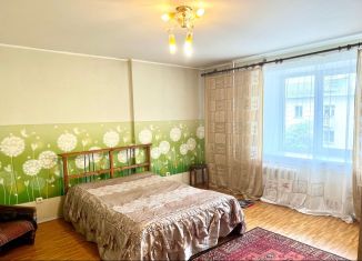 Сдается 3-комнатная квартира, 82 м2, Новосибирск, Обогатительная улица, 4, Кировский район